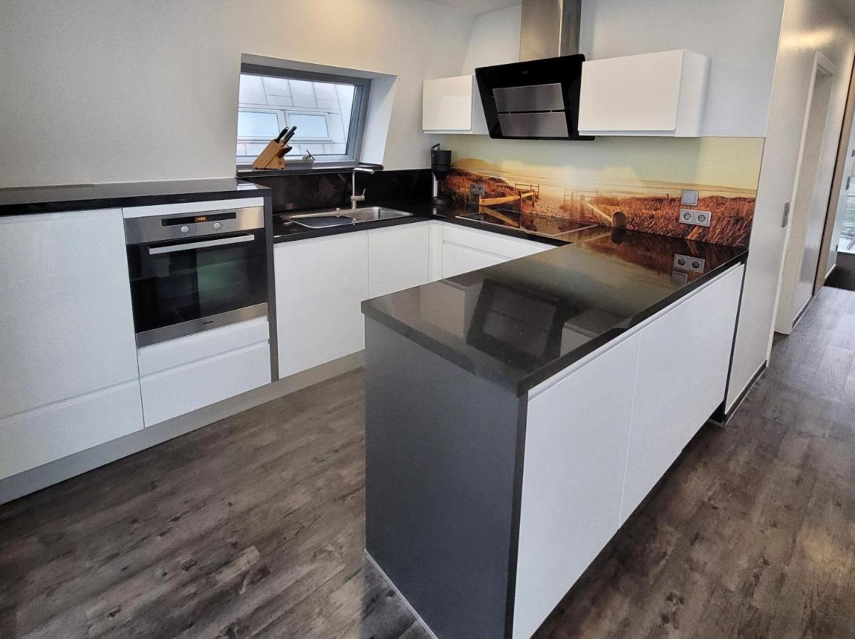 Schwimmendes Ferienhaus Sky Elsterheide 외부 사진
