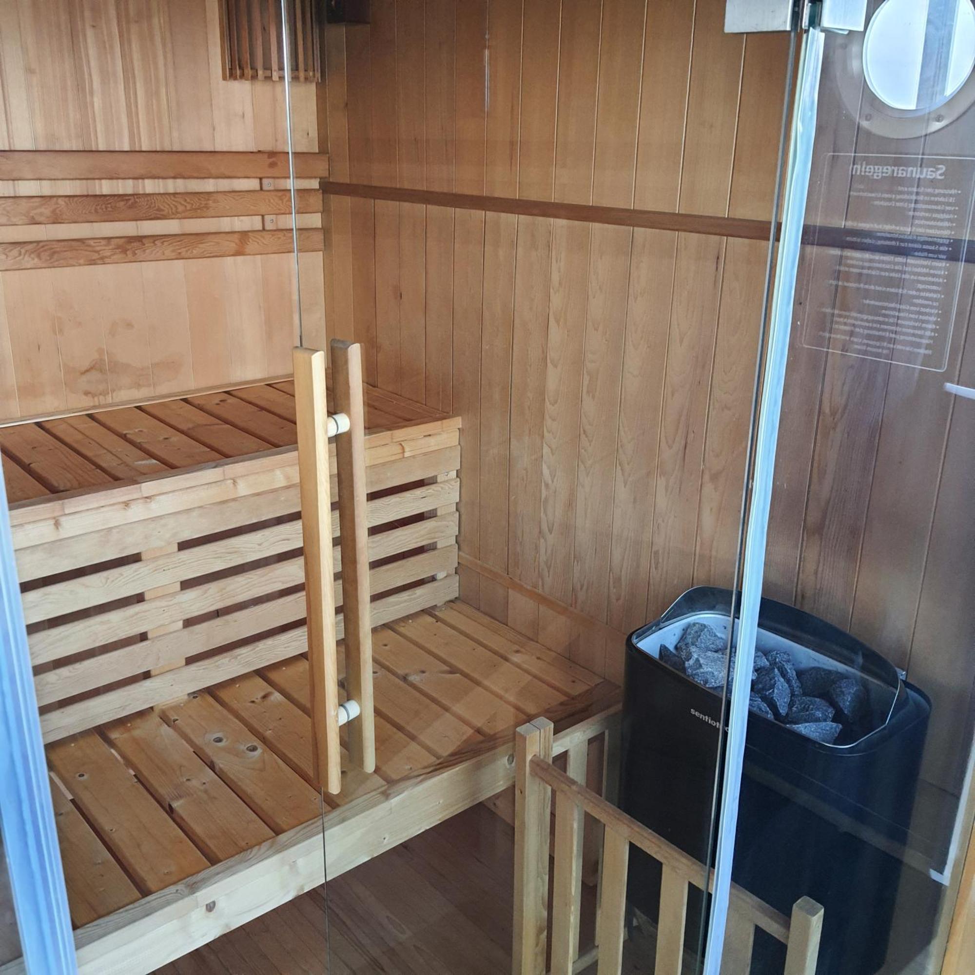 Schwimmendes Ferienhaus Sky Elsterheide 외부 사진