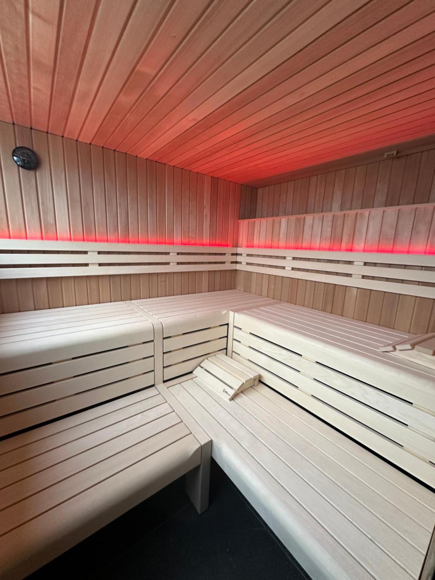 Schwimmendes Ferienhaus Sky Elsterheide 외부 사진